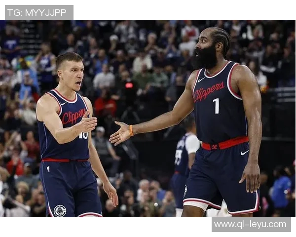 快船迎战开拓者博格丹赛季首秀与哈登小卡齐发力 快船迎战开拓者博格丹赛季首秀与哈登小卡齐发力