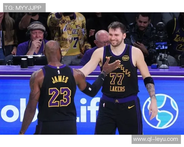 东契奇湖人首秀30场狂砍881分创队史新高超越天勾与老詹 东契奇湖人首秀30场狂砍881分创队史新高超越天勾与老詹